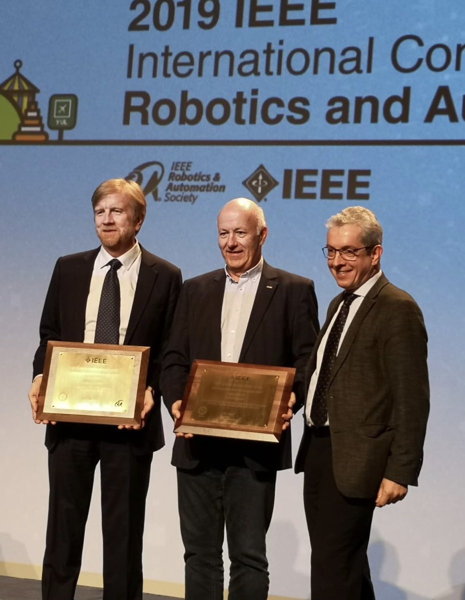 Enlarged view: Pioneer Award of the IEEE Robotics & Automation to Brad Nelson and Roland Siegwart from ETH Zurich